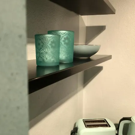 Mintbraun *
