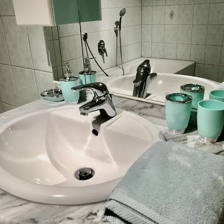 Mintbraun